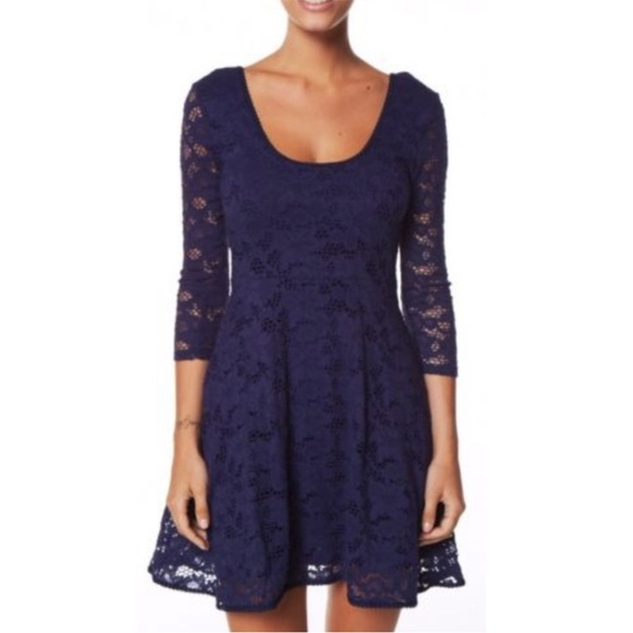 Free People Dresses & Skirts - FREE PEOPLE Navy Blue Lace Fit & Flare Mini Dress Scoop Neck 3/4 Sleeve Size M